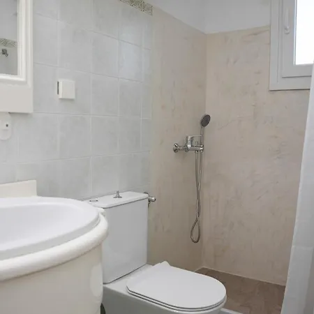 بيت للعطل Polyanemos Leros, House With Fantastic Seaview اجيا مارينا