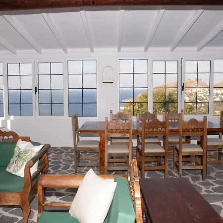 بيت للعطل Polyanemos Leros, House With Fantastic Seaview