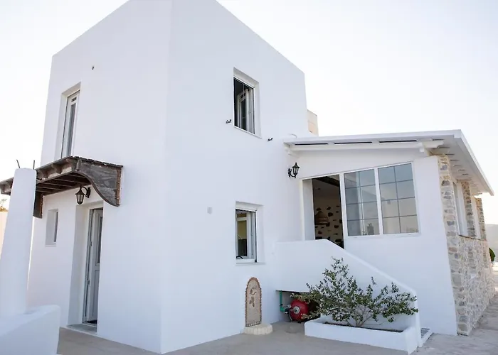 Polyanemos Leros, House With Fantastic Seaview 度假居 *